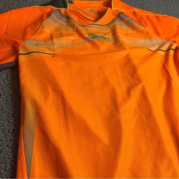 Puma Youth Soccer Keeper Jersey NWOT Size M. - Picture 5 of 12